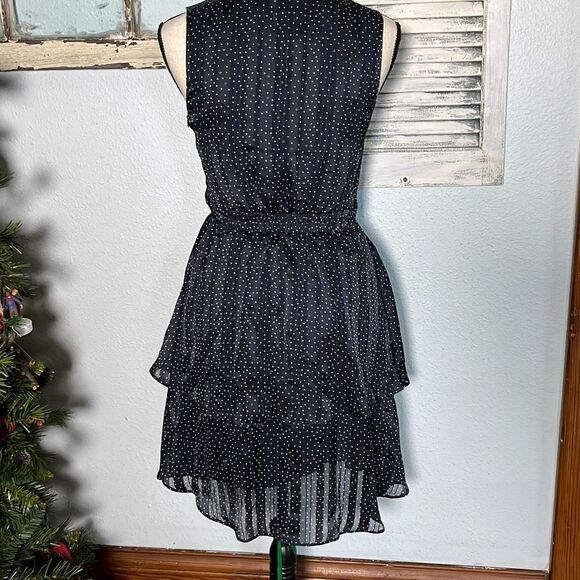 NWT Adorable Ruffled Polka Dot 50’s Inspired Dress by Banana Republic - Picture 8 of 12